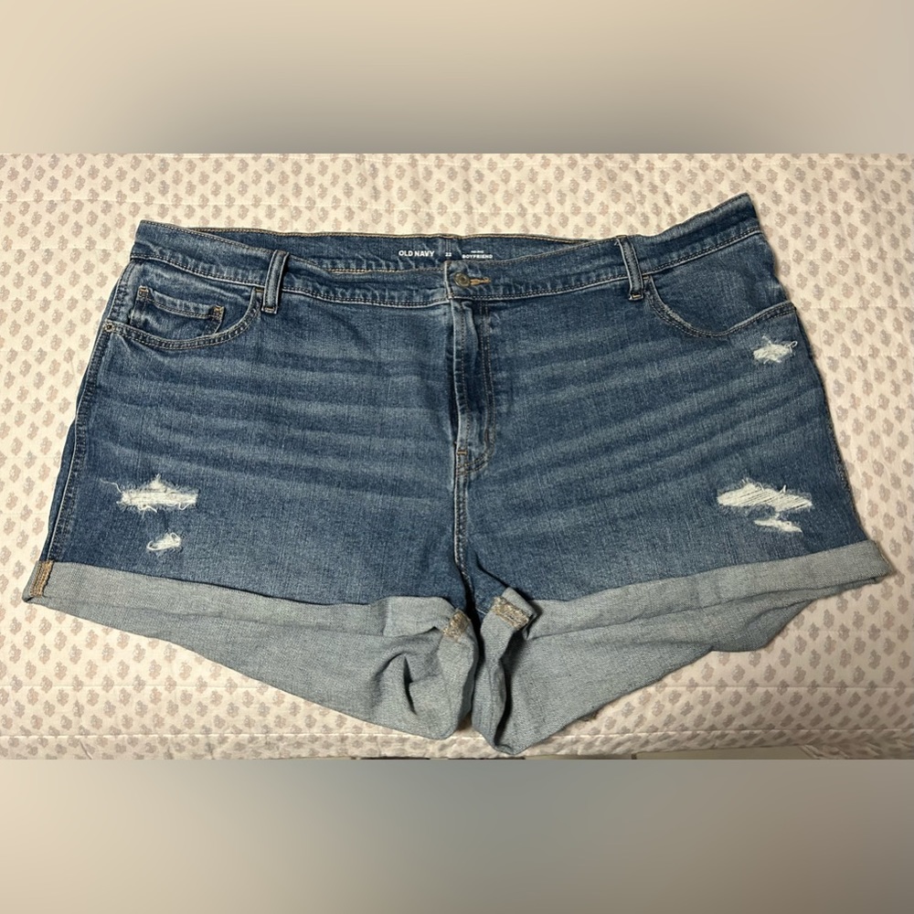 OLD NAVY PLUS SIZE SHORTS